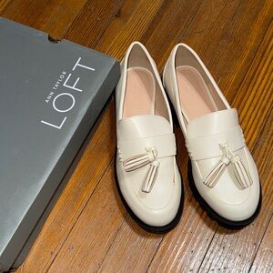 LOFT Ivory Tassel Loafers lug missy